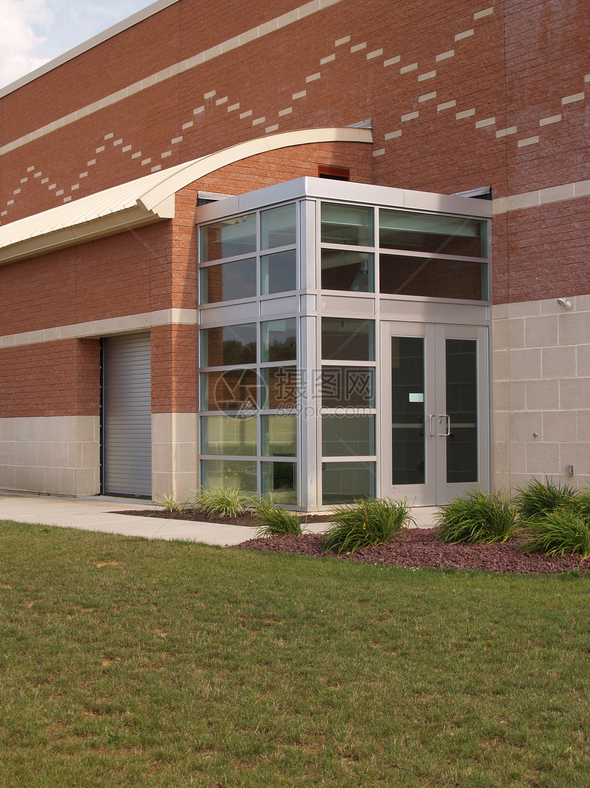 现代建筑物的玻璃门水泥中心知识民众大学建筑办公室建筑学教育学院图片