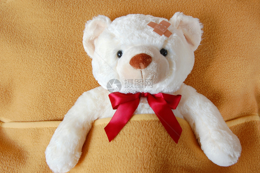 生病的泰迪熊援助诊断玩具熊药品就寝医生疼痛毯子病人乐队图片