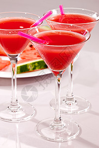 以西瓜为单位玻璃状红色甜点玻璃食物水果高脚杯背景图片