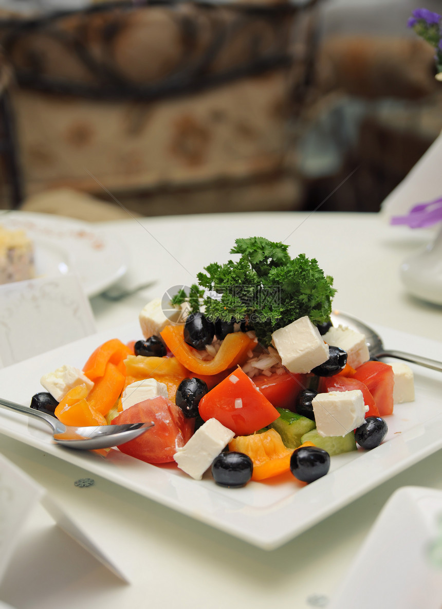 希腊沙拉盘子餐厅蔬菜洋葱小吃叶子饮食晚餐美食菜单图片