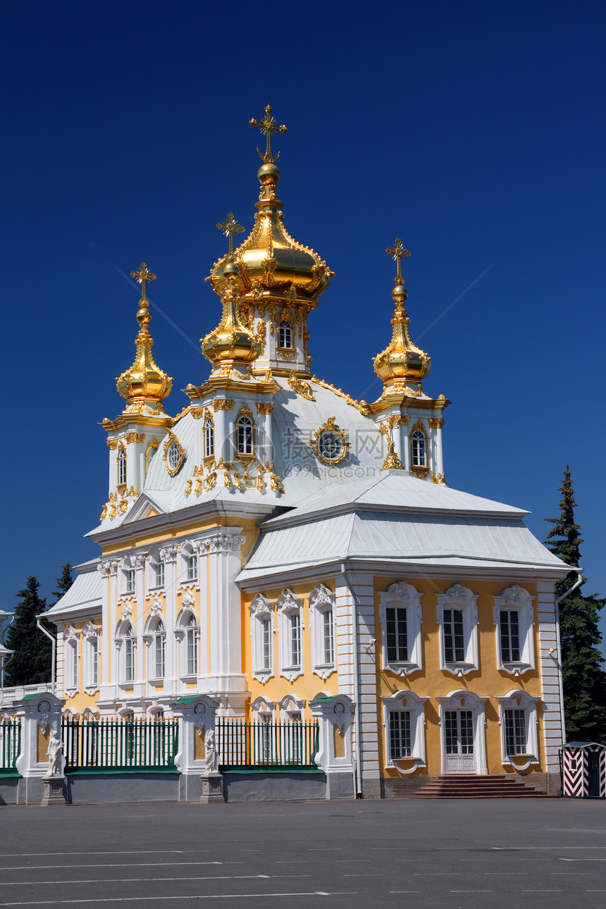 圣彼得堡的宠物庄园公园历史雕像艺术国王建筑城堡文化蓝色天空图片