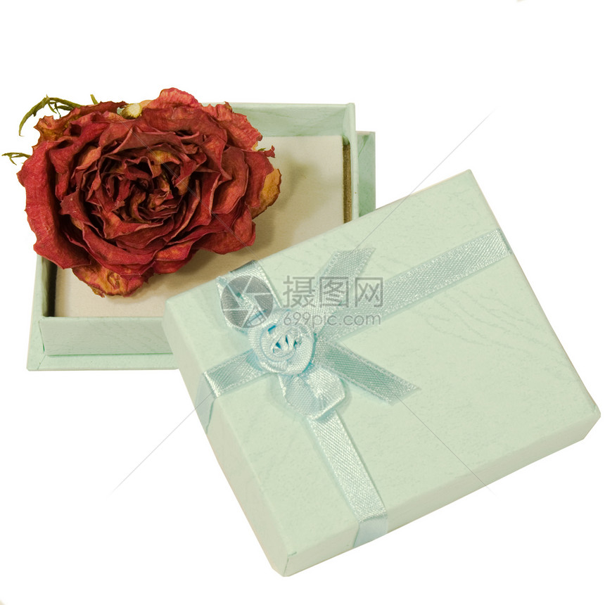 干玫瑰礼物盒图片