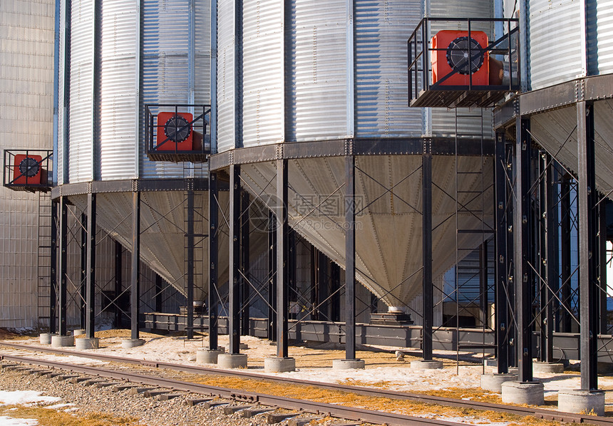谷物硅农场油菜籽垃圾桶国家草原燕麦小麦电梯筒仓工业图片