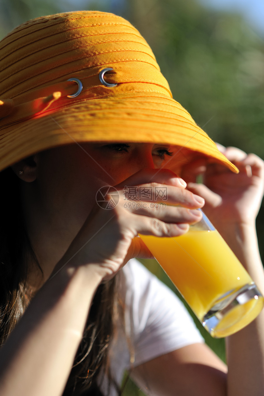 新鲜果汁头发女孩水果玻璃橙子女士饮食快乐图片