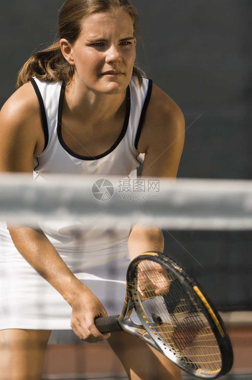 网球玩家等待服役球赛空闲比赛休闲运动员娱乐消遣专注竞赛装备图片