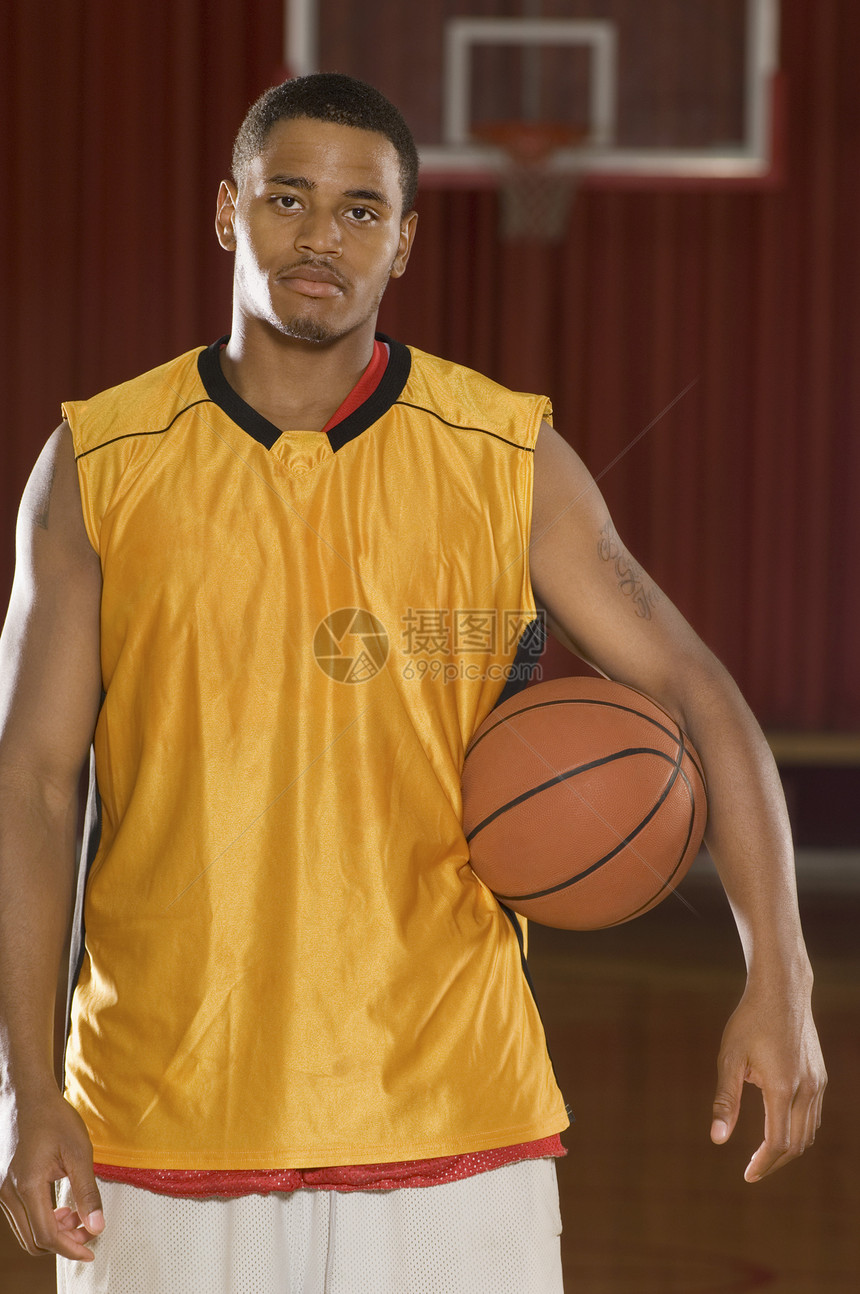 篮球运动员男性男士非裔中年人男子装备男人种族竞技成年人图片