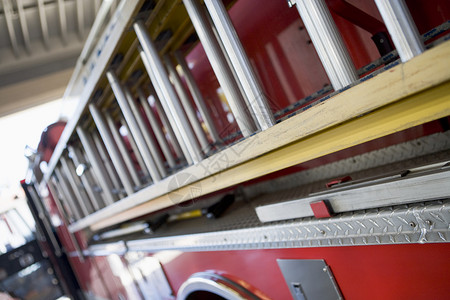 火力发动机的详情情况梯子消防消防车红色车辆服务运输水平背景图片