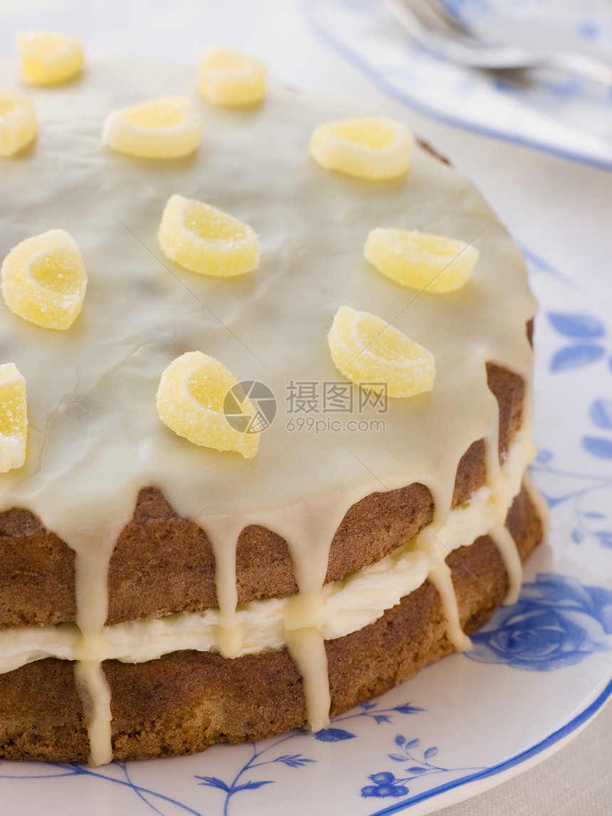 柠檬细雨蛋糕烹饪甜点黄油盘子海绵糖衣甜食食物食谱食品图片