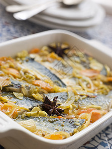 埃斯卡贝什Sardines的埃斯卡比切固化香菜海鲜八角食物洋葱美食韭菜食品藏红花背景