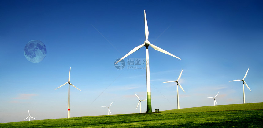 高月亮风力涡轮机农场月亮风车涡轮天空生产植物场地发电机力量车站图片