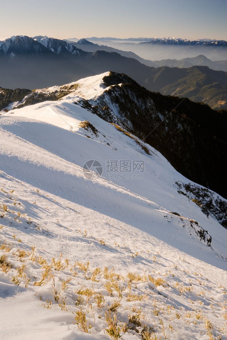 山戏剧性旅行爬坡环境天堂顶峰假期山坡山腰悬崖图片