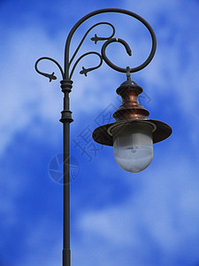 旧式灯柱背景图片