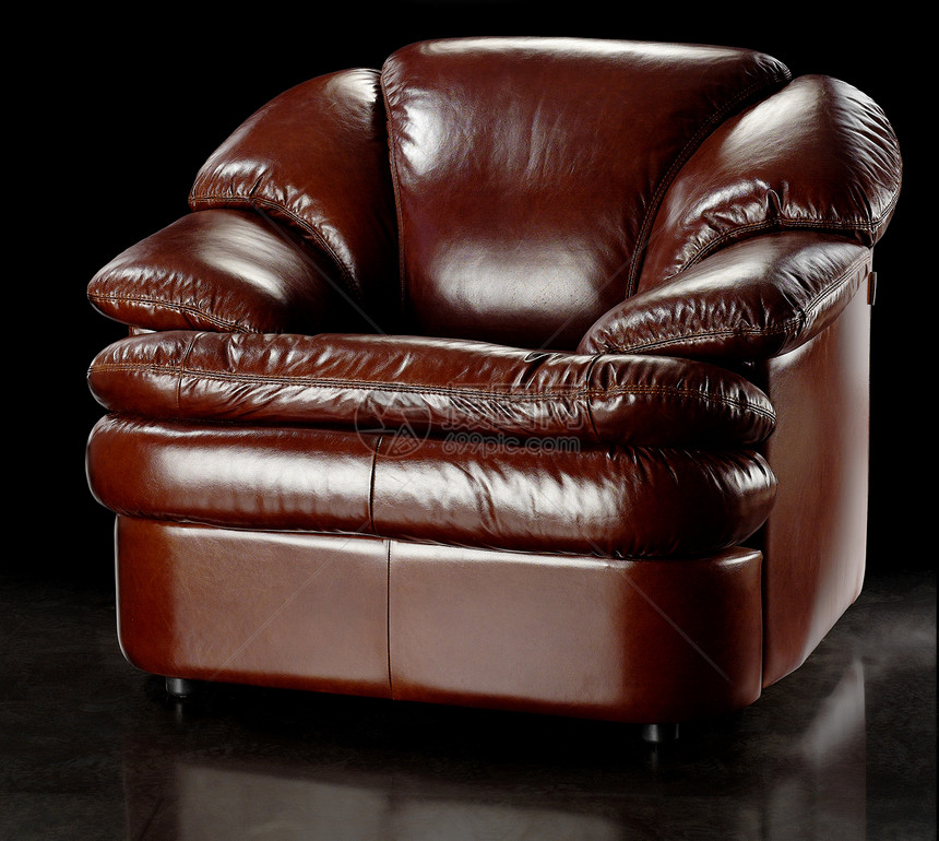 手扶椅子家具灰色褐色沙发橙子条纹皮肤白色枕头黑色图片