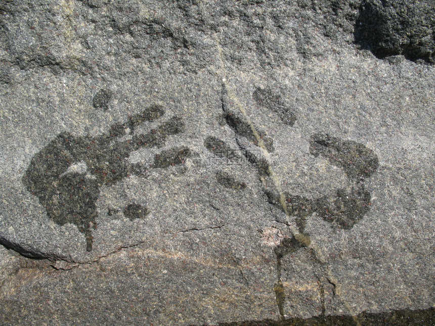 石头上的湿手印孩子乐趣棕榈手指艺术指纹打印图片