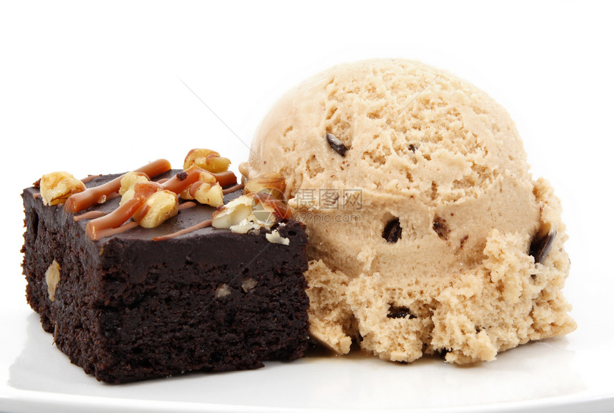 蛋糕和冰淇淋甜点正方形食物坚果巧克力傻事小吃棕色糕点图片