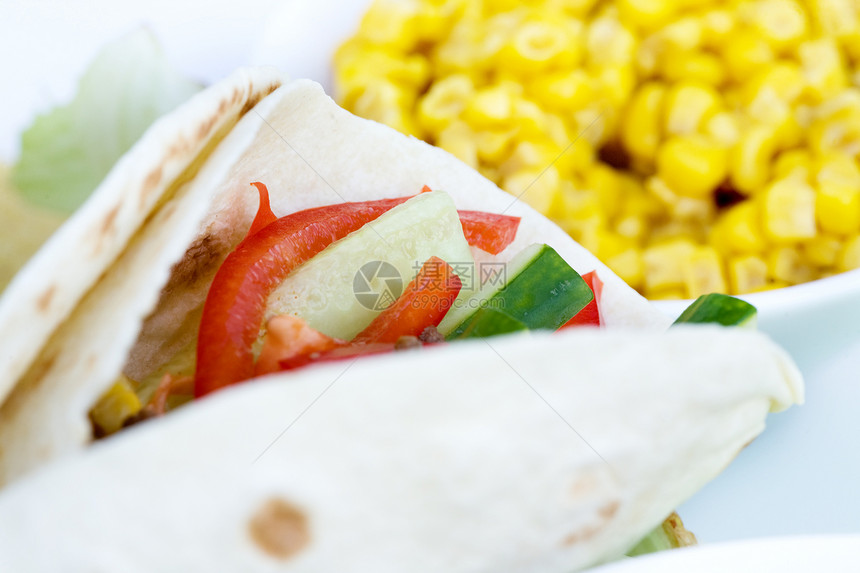 Taco 塔可详细信息红色午餐盘子食物西红柿胡椒蔬菜晚餐沙拉玉米图片