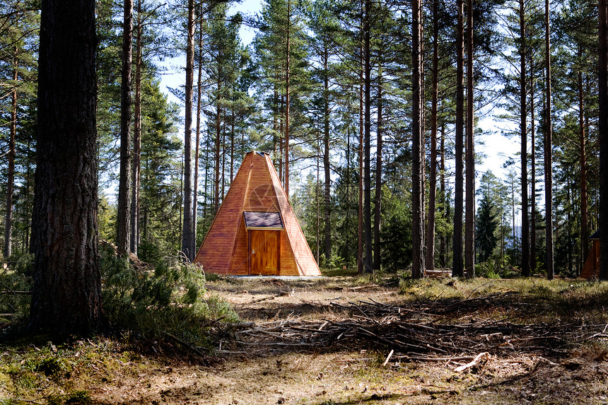 森林中的深底小屋庇护所冒险帐篷建筑学森林小便建筑图片