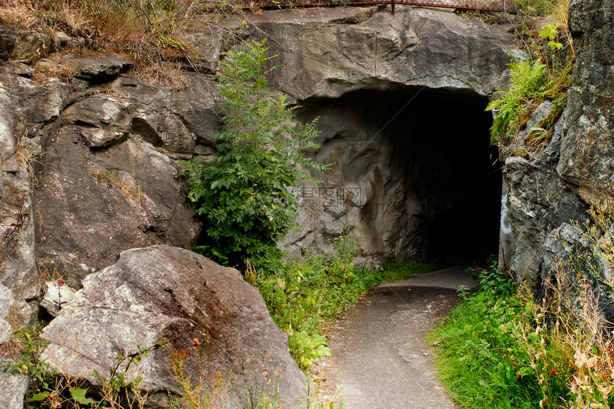 洞穴书房石头码头踪迹岩石森林小路通道荒野隧道图片