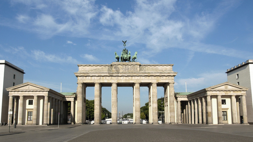 柏林天空广场雕像正方形建筑学马匹蓝色书房纪念碑图片