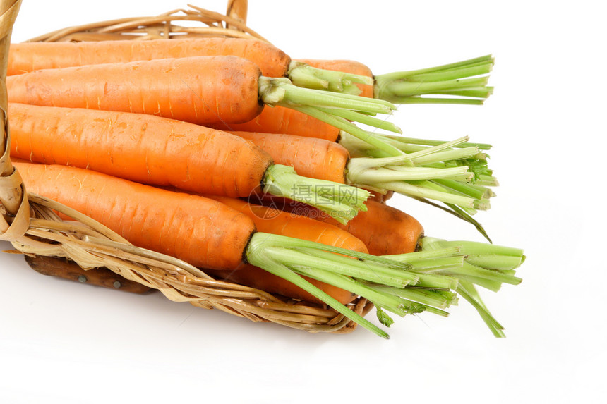 新鲜胡萝卜蔬菜花园食物营养收成柳条饮食海湾橙子篮子图片