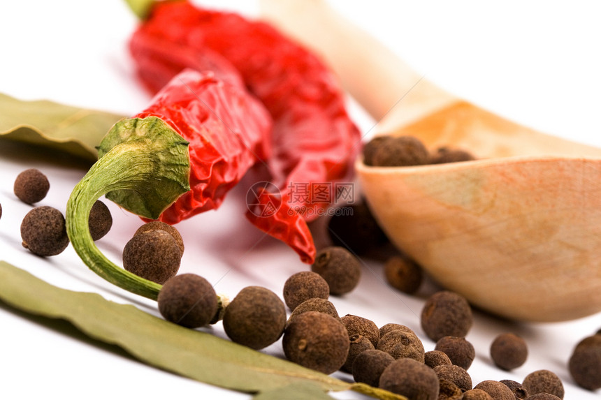 香料香味勺子花束植物食物棕色绿色宏观红色健康图片