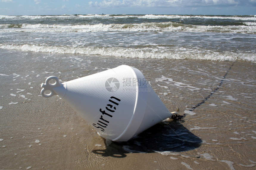 海滩上的浮标太阳风帆订购极限风筝英石天空海浪冲浪行动图片