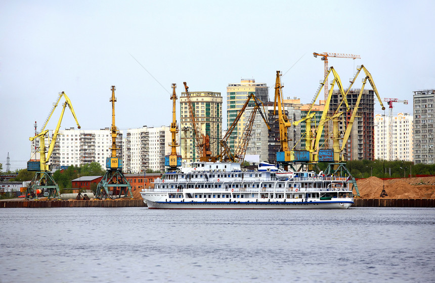 莫斯科港建筑物港口假期蓝色城市轮船起重机天空码头工作图片