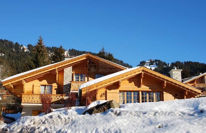 沙发松树恶棍小屋顶峰岩石小木屋木头冰川房子住宅图片