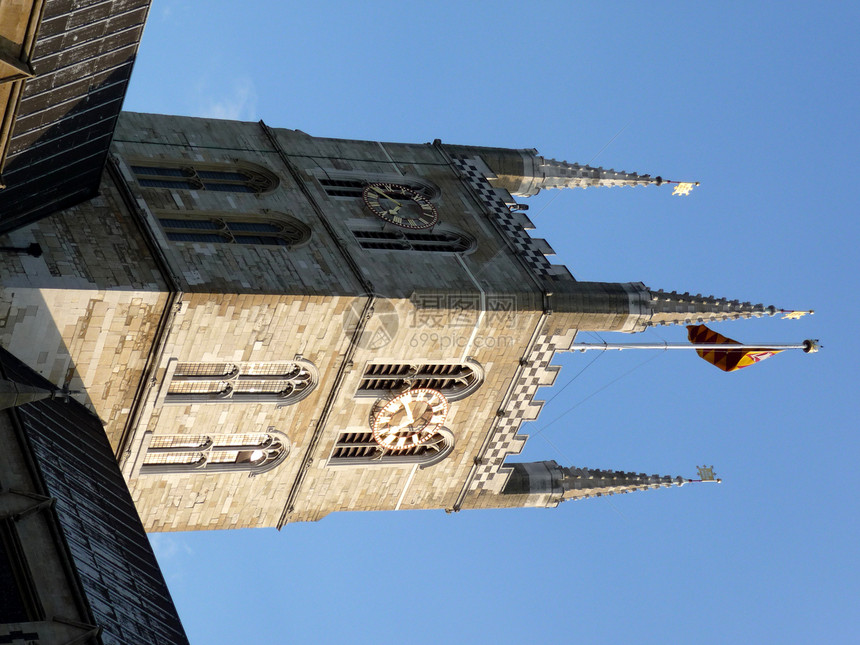 伦敦教会旗帜历史性钟楼历史蓝色精神天空崇拜信仰建筑学图片