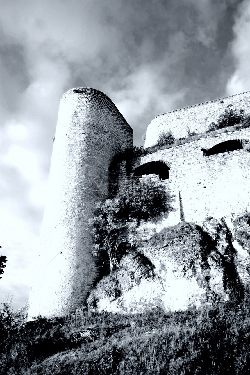 胡亨内芬城堡建筑学黑暗时代残骸房子斗争堡垒贵族东容石头建筑图片