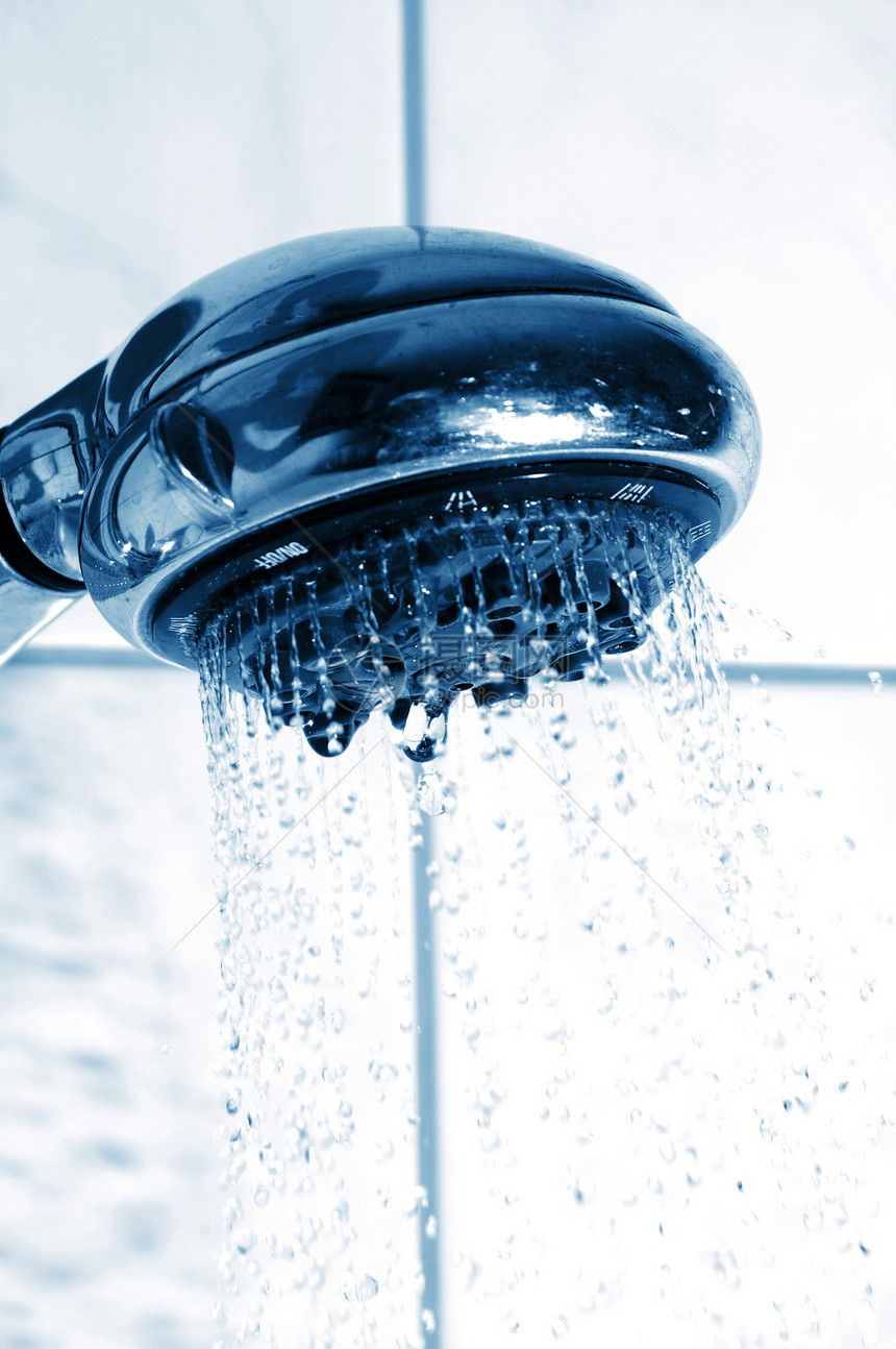 淋浴和水健康卫生间溪流治具洗涤流动浴缸蓝色卫生飞沫图片