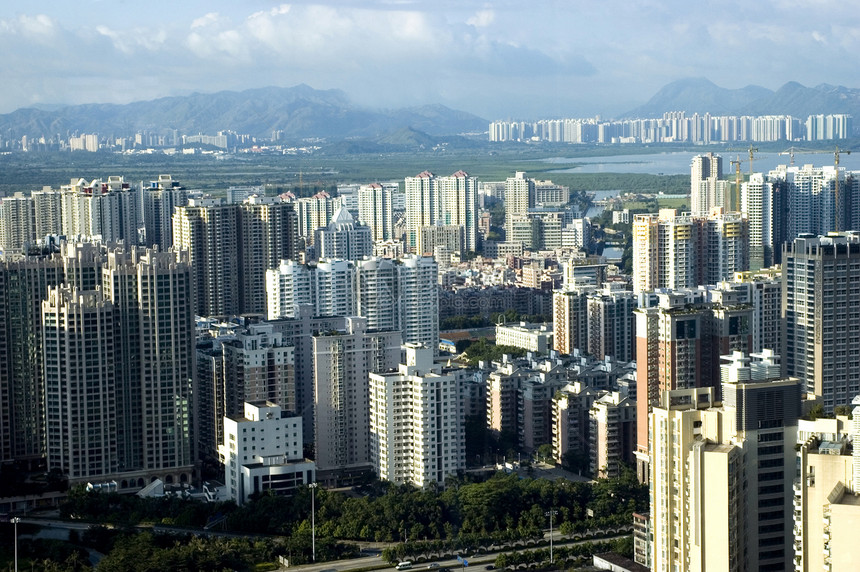 中国大都会城市城市化丘陵山脉景观道路展览住宅天空中心图片
