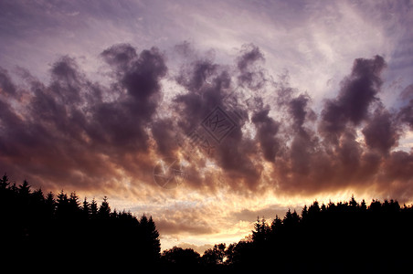 云景观日落地区地平线多云天空背景图片