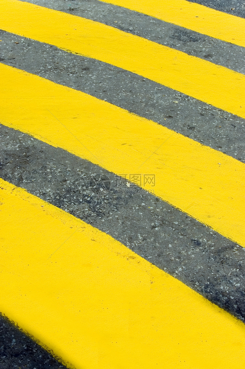 黄黄条纹单线蓝色运输交通路面黄色旅行车道天空速度图片