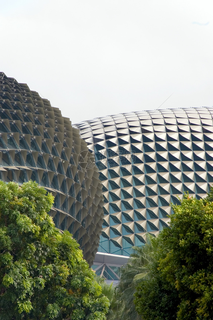 湾边的剧院旅游天空礼堂舞台建筑外观结构城市地方场景图片