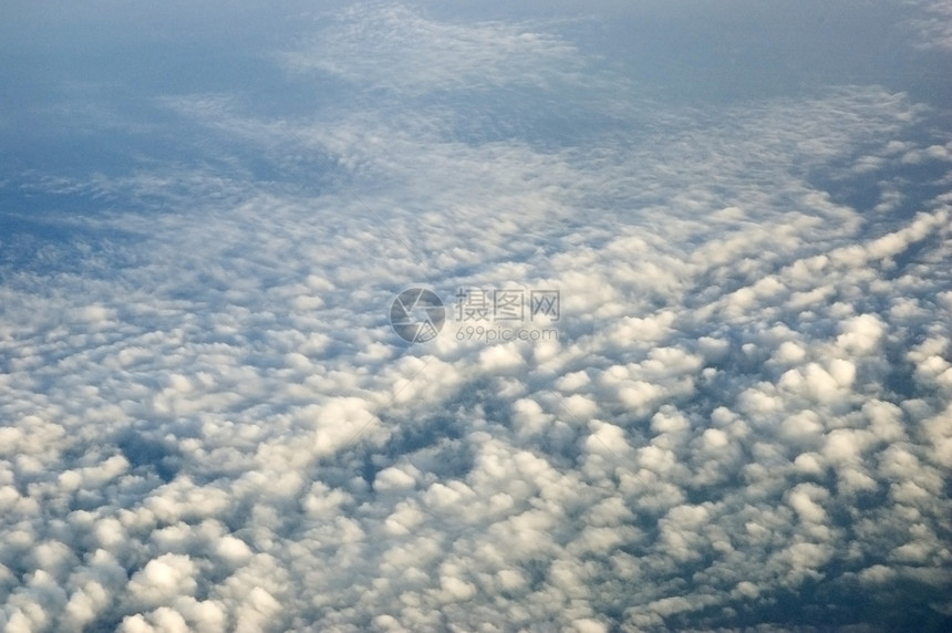美丽的云云和蓝天空天气地平线飞机天线航班多云图片