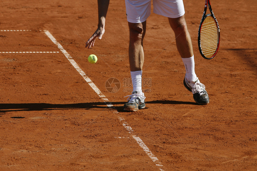 网球玩家男人竞赛橙子球拍游戏地面运动成人图片