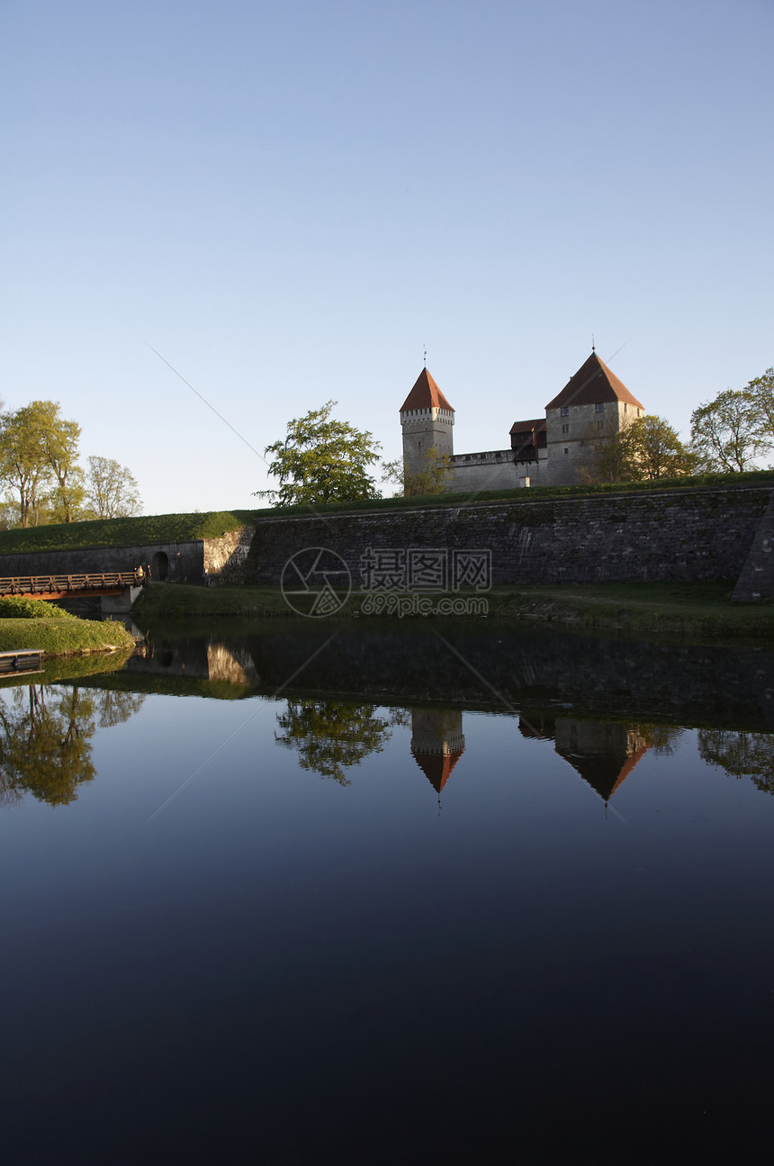 中世纪城堡历史性旅行历史纪念碑堡垒地标旅游建筑天空建筑学图片