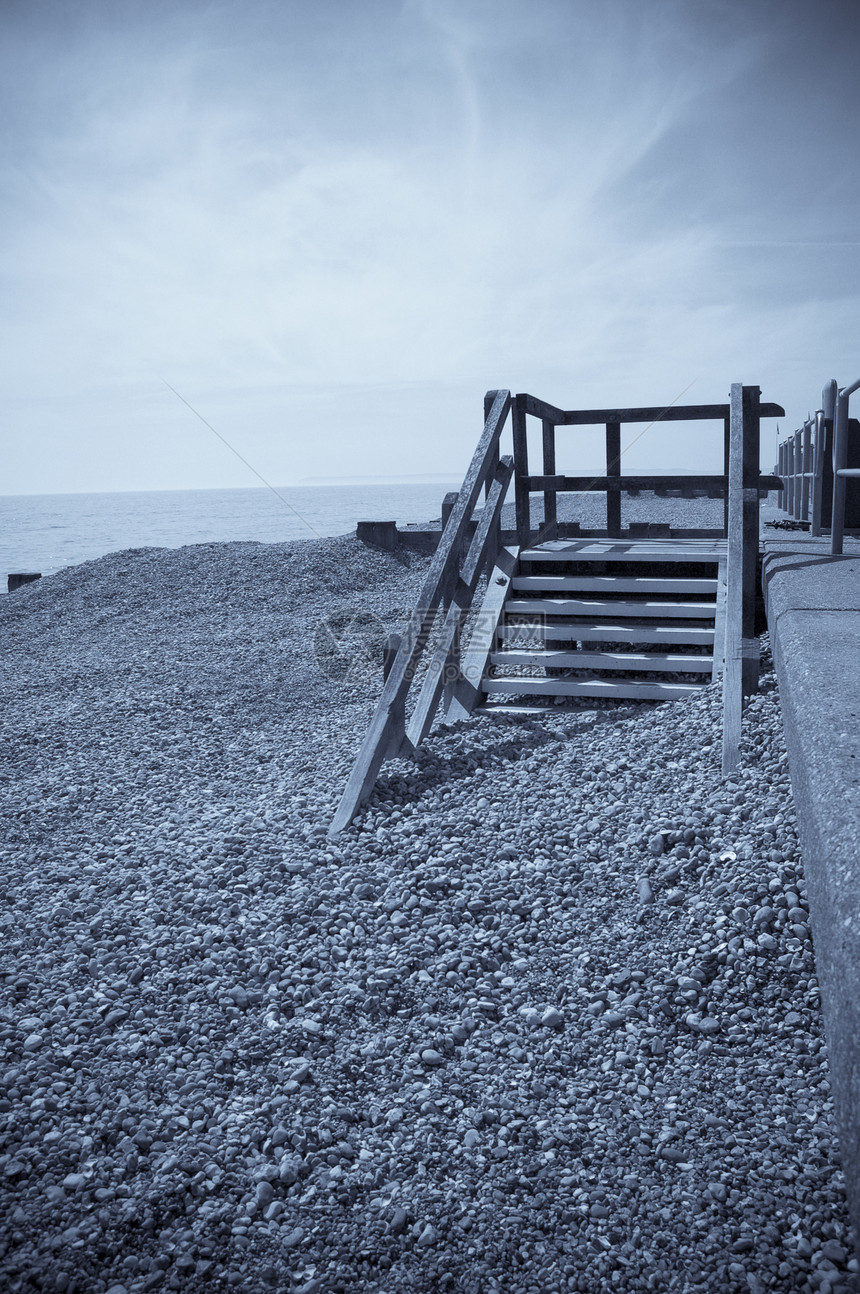 蓝沙滩石头楼梯文化海岸调子海滩英语古董旅行卵石图片