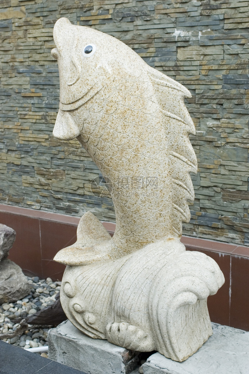 鱼雕塑喷泉纪念碑建筑学图片