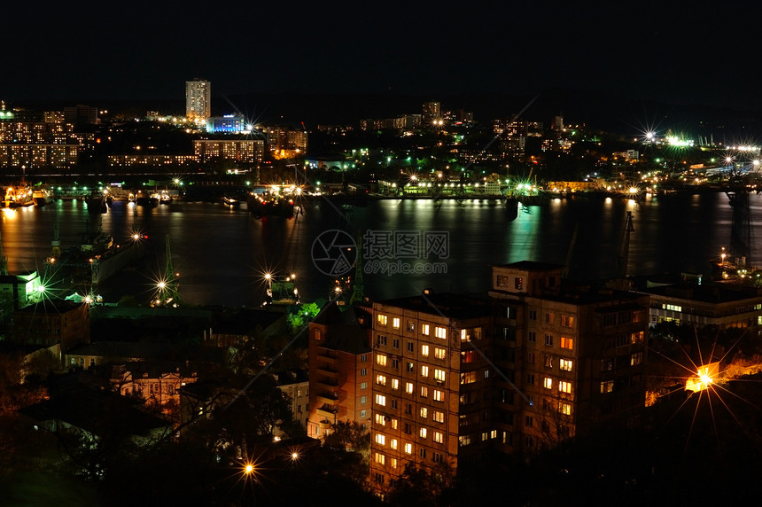 夜间城市风景海港天空蓝色星星运输码头建筑港口橙子照明图片