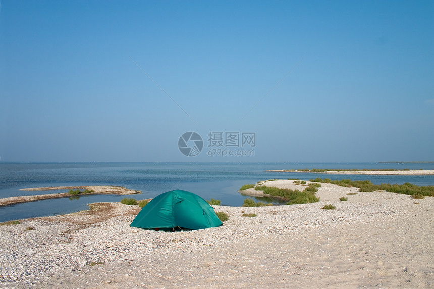 海边的孤线帐篷图片