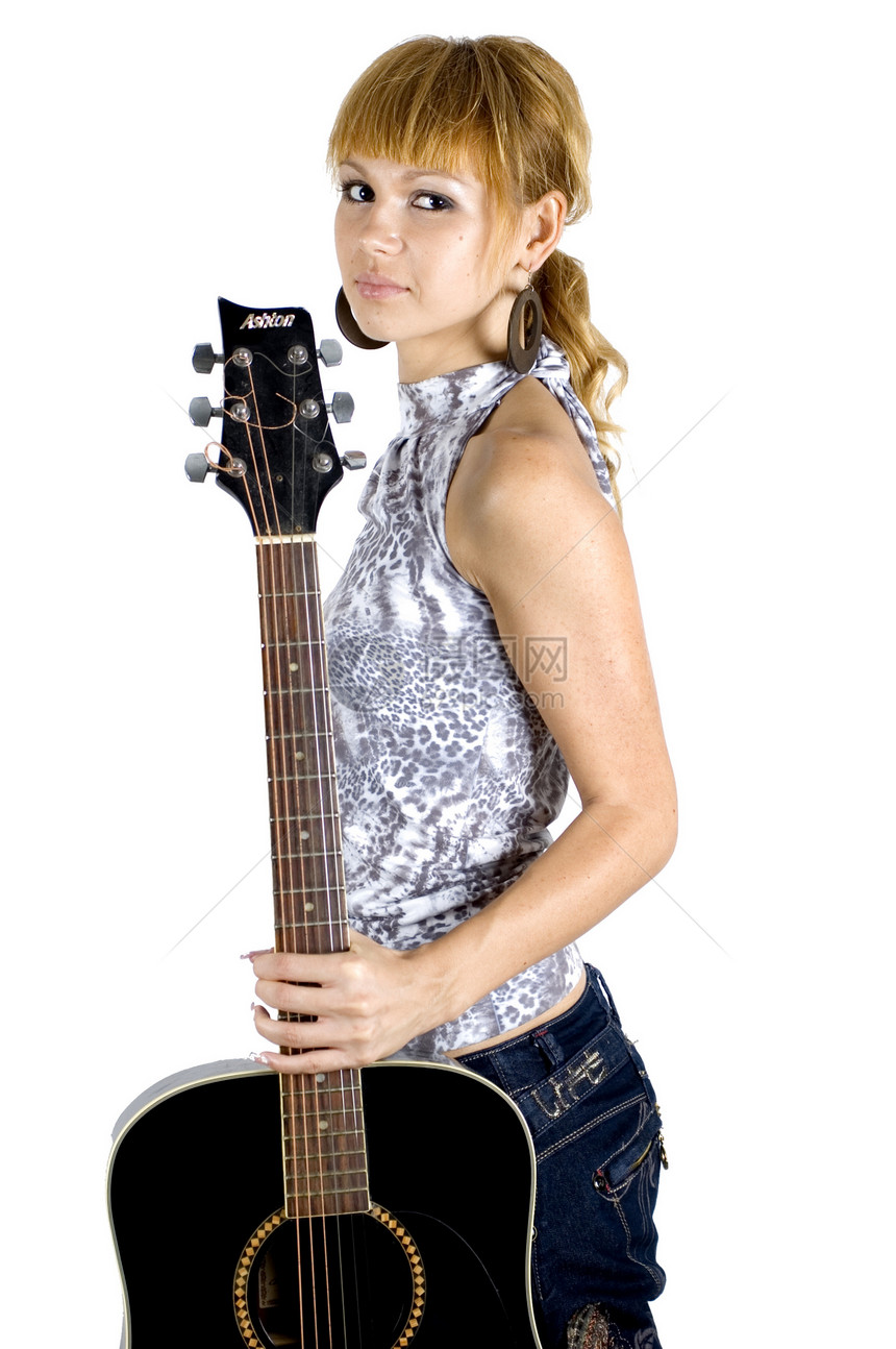 女孩拿着吉他图片