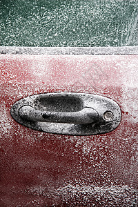特写冷冻车冰冻的车锁高清图片