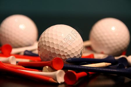 运动专卖店高尔夫球和金球白色专卖店运动蓝色红色夫球背景