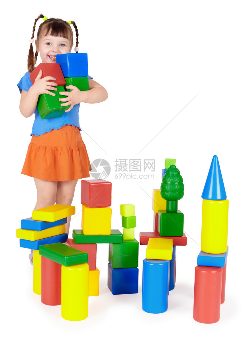 快乐的孩子在街区外建一座城堡图片