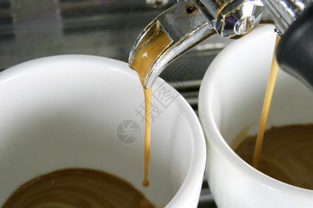 两杯埃斯法索工业咖啡饮料咖啡馆咖啡厅拿铁咖啡师咖啡店机器背景图片