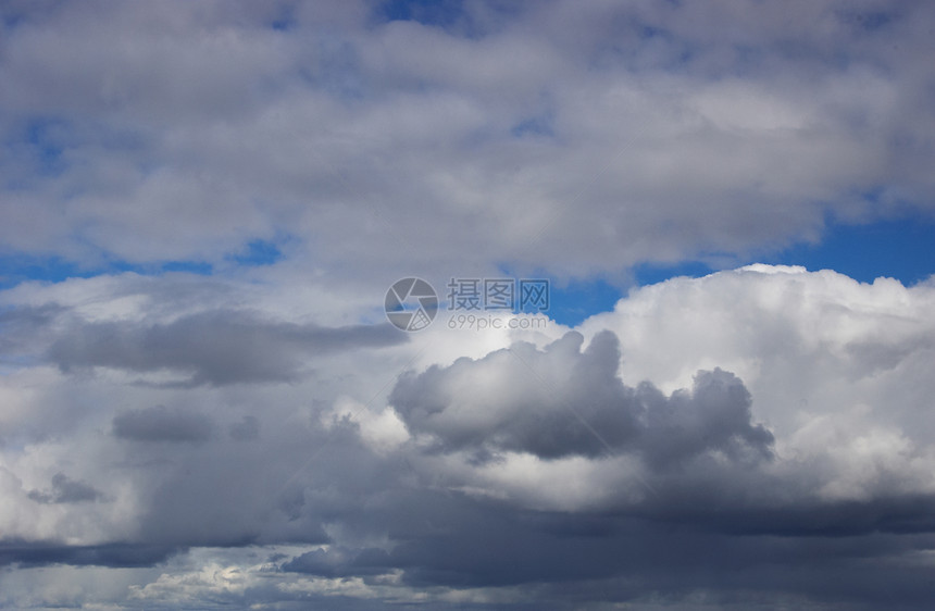 阴云的天空蓝色戏剧性全景场景摄影天堂风景地平线气象环境图片