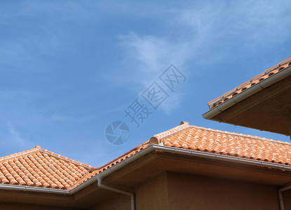 橙黄色粘土屋顶背景图片