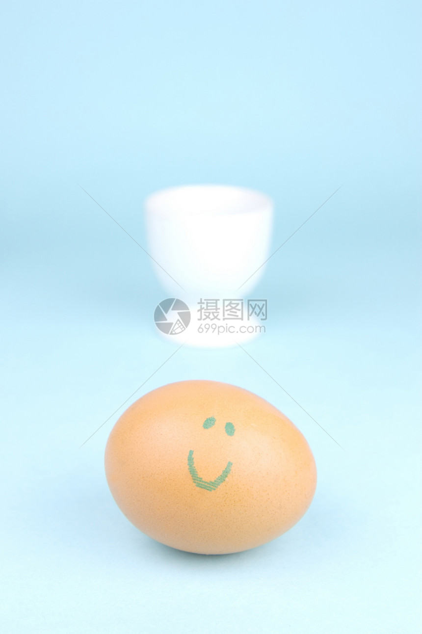 硬锅鸡蛋白色健康中心黄色蛋黄杯子食品蓝色营养食物图片